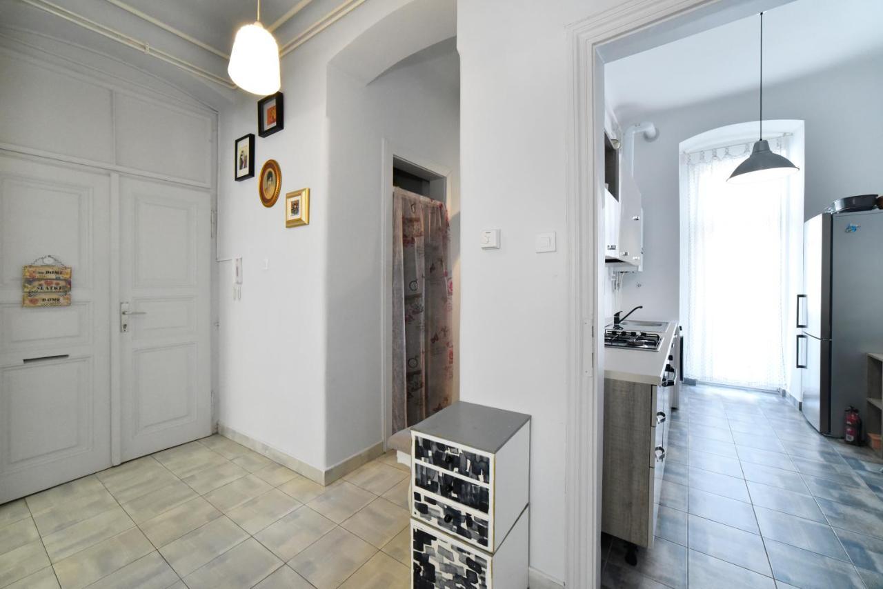 Ferienwohnung 1Br In Central Zagreb & Main Station, Free Parking Exterior foto